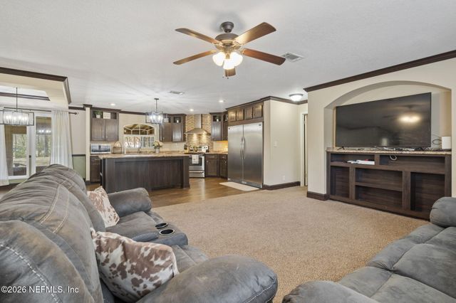 540605 LEM TURNER Road, Callahan, FL 32011