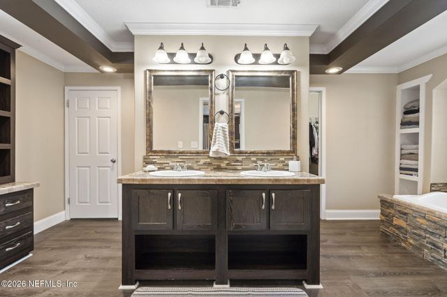 540605 LEM TURNER Road, Callahan, FL 32011