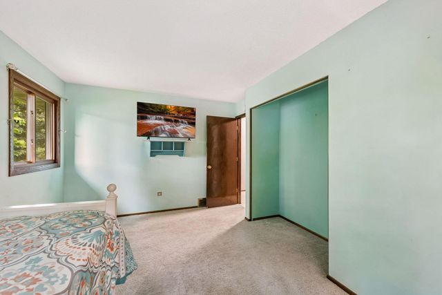 6966 Inskip Avenue S, Cottage Grove, MN 55016