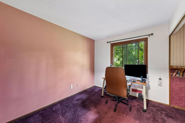 6966 Inskip Avenue S, Cottage Grove, MN 55016