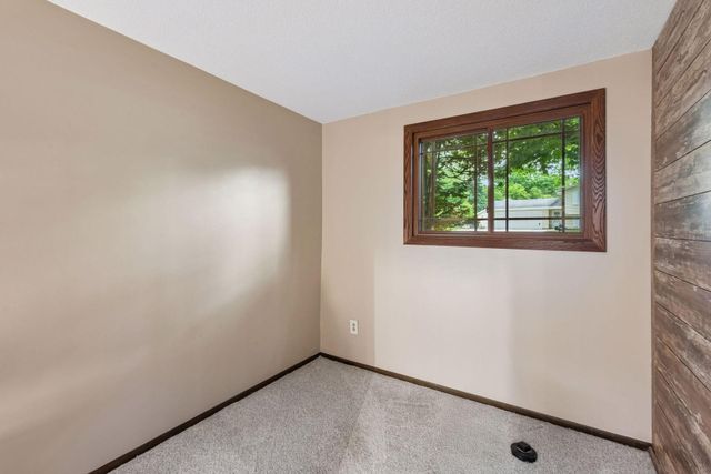 6966 Inskip Avenue S, Cottage Grove, MN 55016