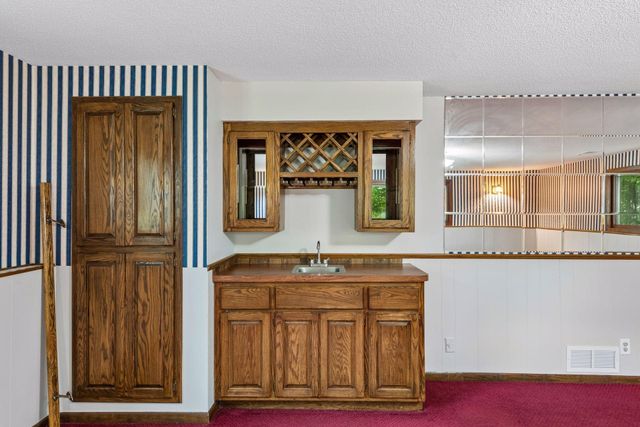 6966 Inskip Avenue S, Cottage Grove, MN 55016