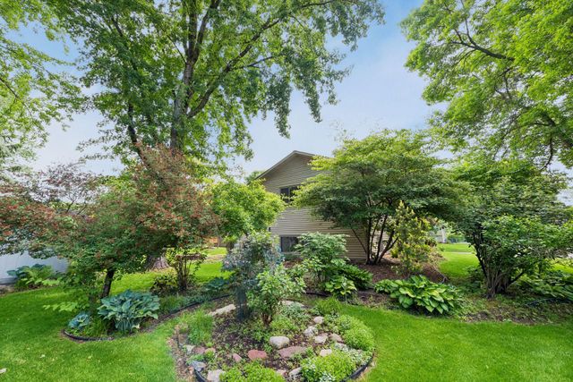 6966 Inskip Avenue S, Cottage Grove, MN 55016