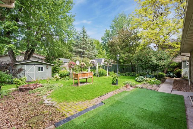 6966 Inskip Avenue S, Cottage Grove, MN 55016
