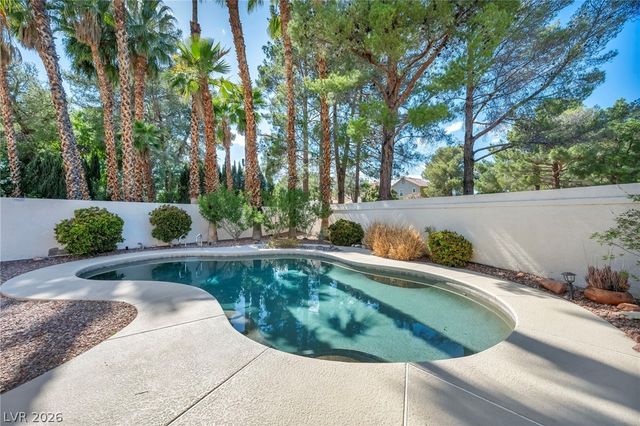 1300 Sun Copper Drive, Las Vegas, NV 89117