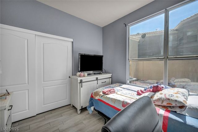 1300 Sun Copper Drive, Las Vegas, NV 89117