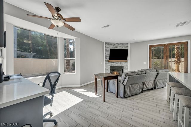 1300 Sun Copper Drive, Las Vegas, NV 89117