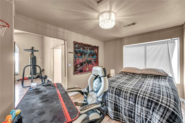 1300 Sun Copper Drive, Las Vegas, NV 89117