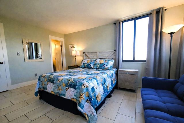 601 Mitchell Dr Apt 802, Myrtle Beach, SC 29577