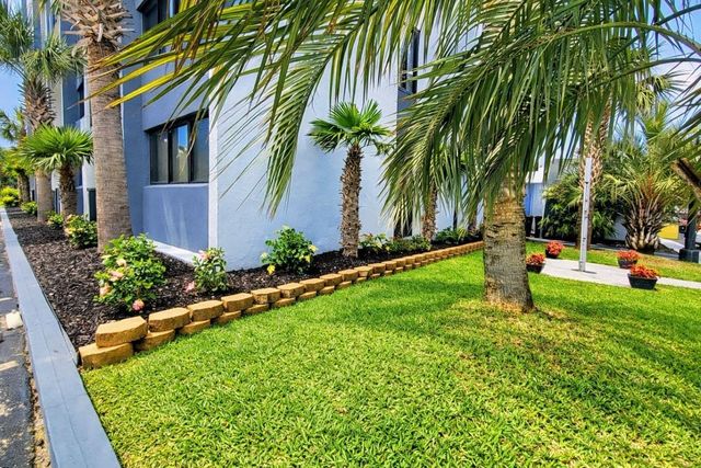 601 Mitchell Dr Apt 802, Myrtle Beach, SC 29577