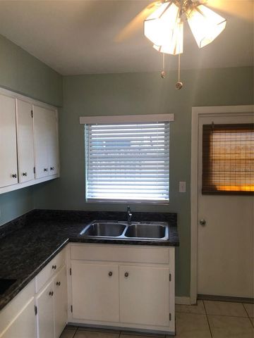 401 S NIMBUS AVENUE, Clearwater, FL 33765