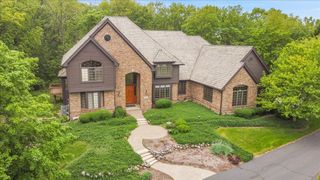 16001 Burr Oak Drive, Huntley, IL 60142