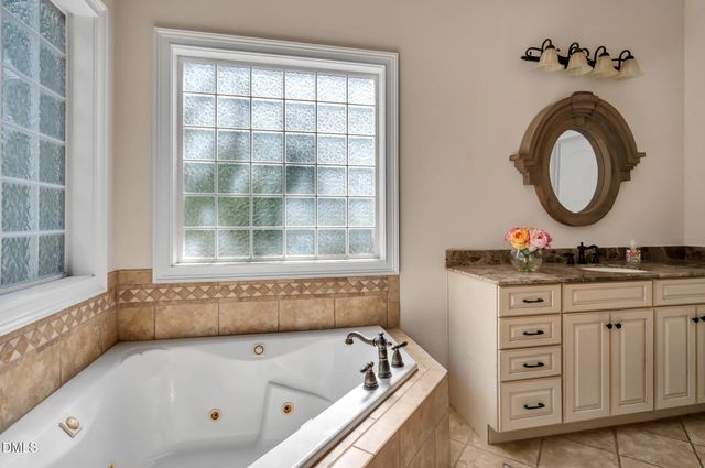 10002 Adirondack Way, Chapel Hill, NC 27517