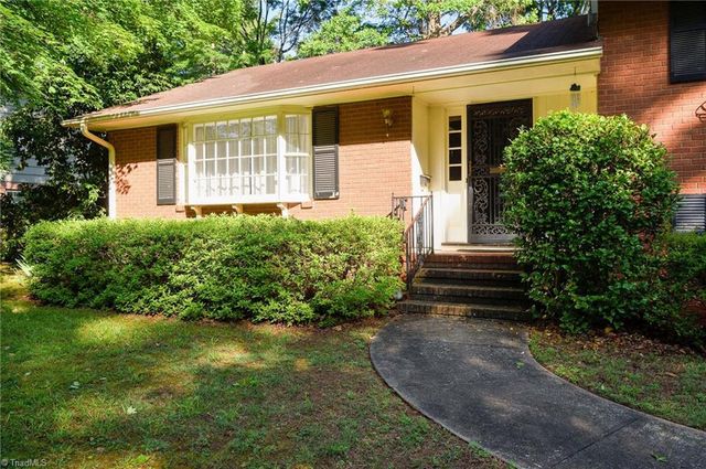 3030 Prytania Road, Winston-salem, NC 27106