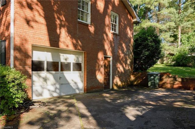 3030 Prytania Road, Winston-salem, NC 27106
