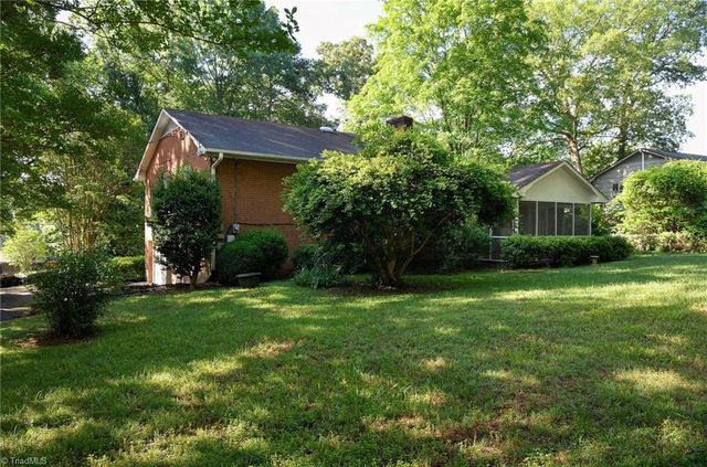3030 Prytania Road, Winston-salem, NC 27106