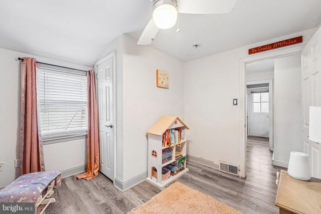 613 GLENFIELD AVE, Glenolden, PA 19036