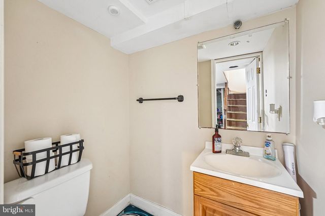 613 GLENFIELD AVE, Glenolden, PA 19036