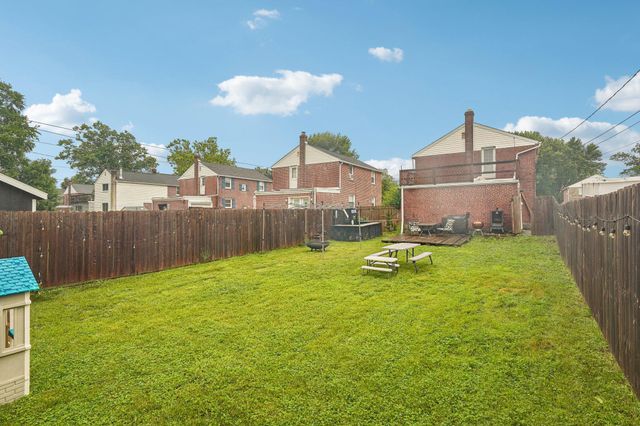 613 GLENFIELD AVE, Glenolden, PA 19036