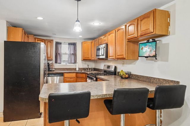 613 GLENFIELD AVE, Glenolden, PA 19036
