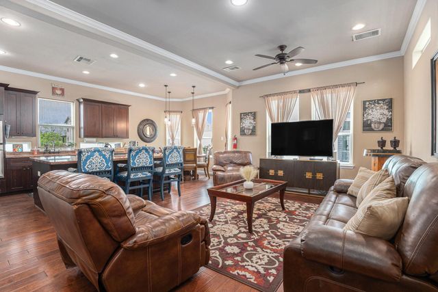 1333 N Meyer Avenue, Seabrook, TX 77586