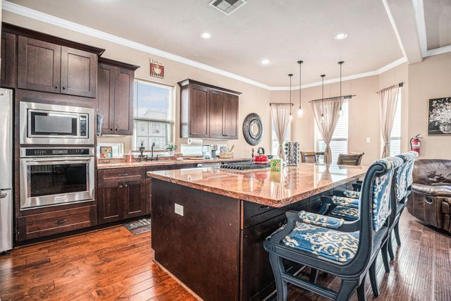 1333 N Meyer Avenue, Seabrook, TX 77586