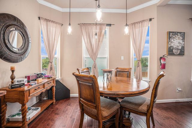 1333 N Meyer Avenue, Seabrook, TX 77586