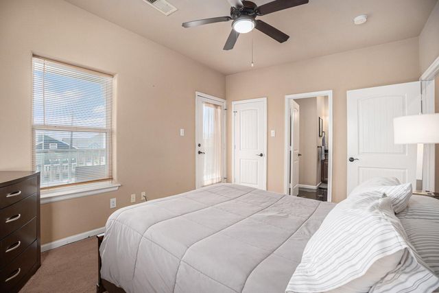 1333 N Meyer Avenue, Seabrook, TX 77586