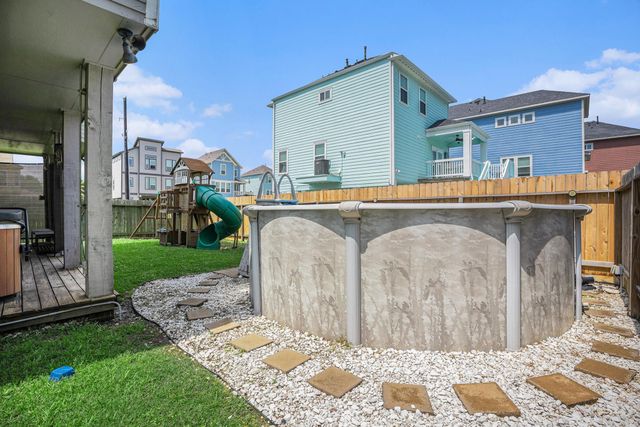 1333 N Meyer Avenue, Seabrook, TX 77586