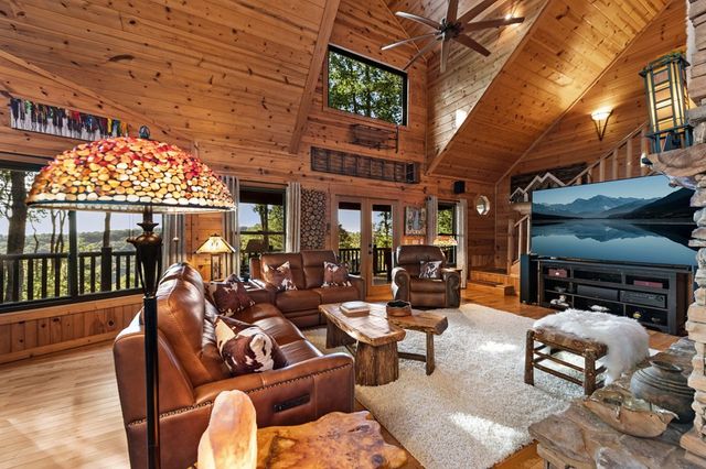 168 Rabbit Ridge Road, Morganton, GA 30560