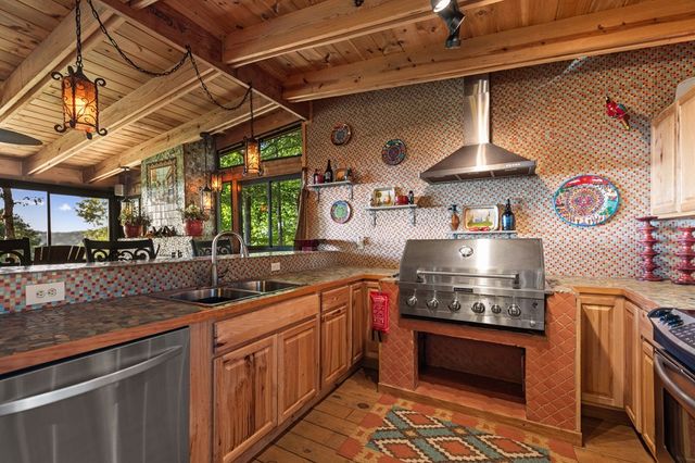 168 Rabbit Ridge Road, Morganton, GA 30560