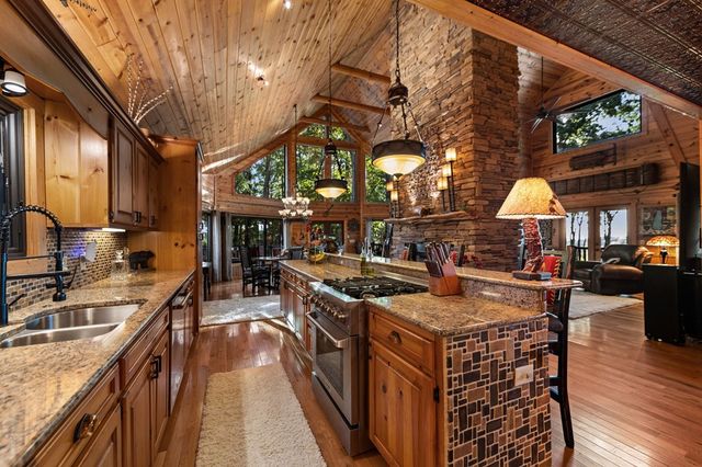 168 Rabbit Ridge Road, Morganton, GA 30560