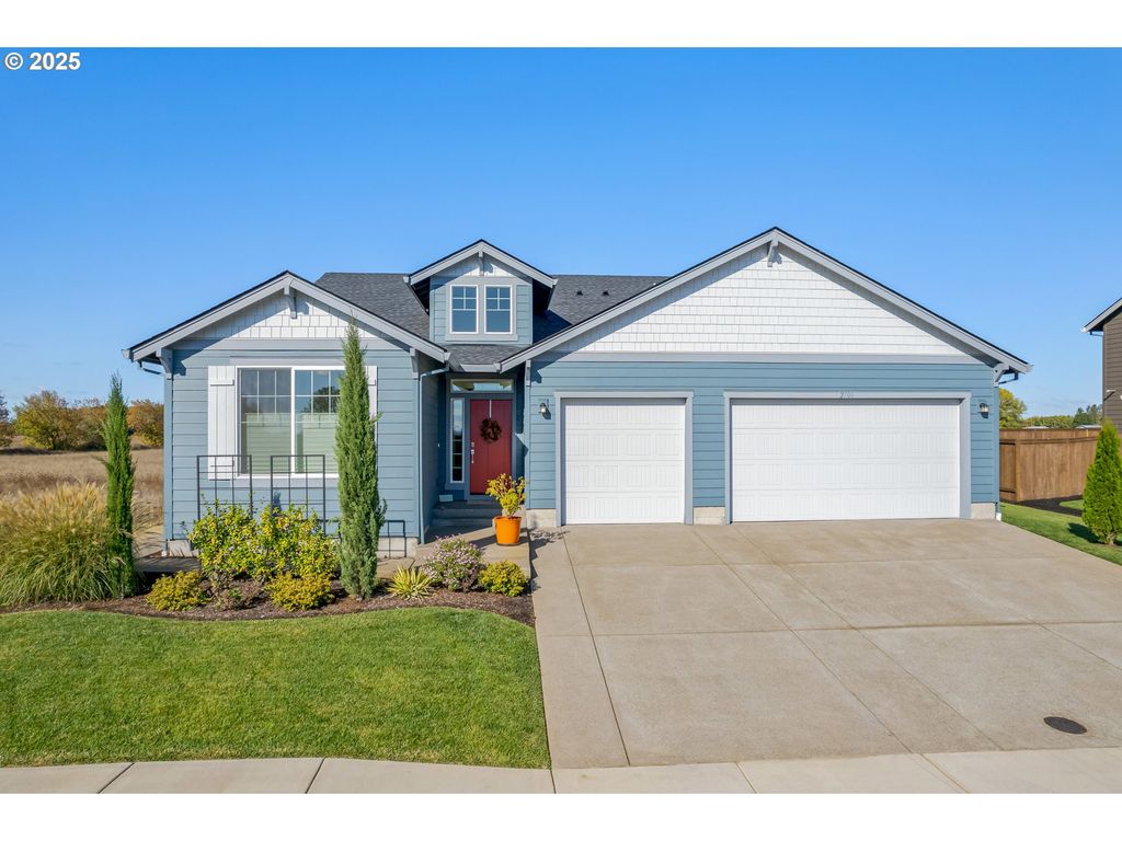 2708 W 15TH Ave, Junction City, OR 97448
