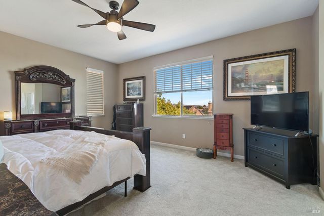 2126 Yellow Rose Cir, Fairfield, CA 94534