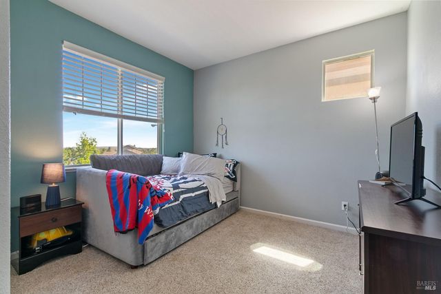 2126 Yellow Rose Cir, Fairfield, CA 94534