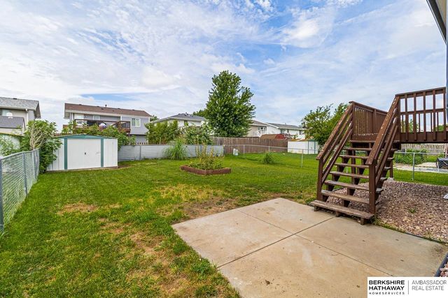 1947 NW 54th Street, Lincoln, NE 68528