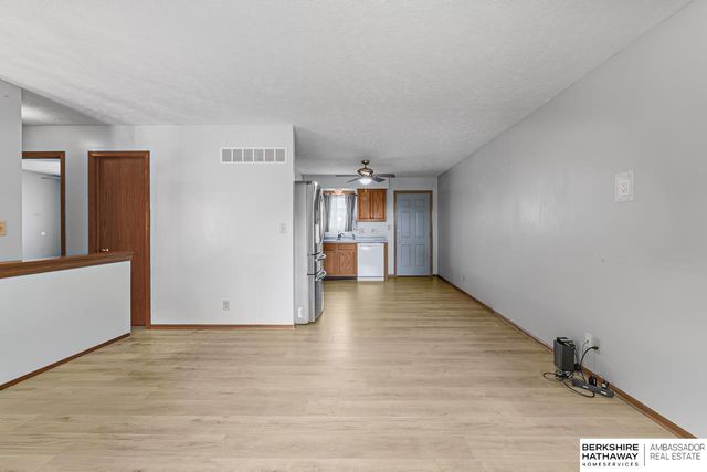 1947 NW 54th Street, Lincoln, NE 68528