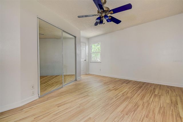 1509 CANTERBURY ROAD N, St Petersburg, FL 33710