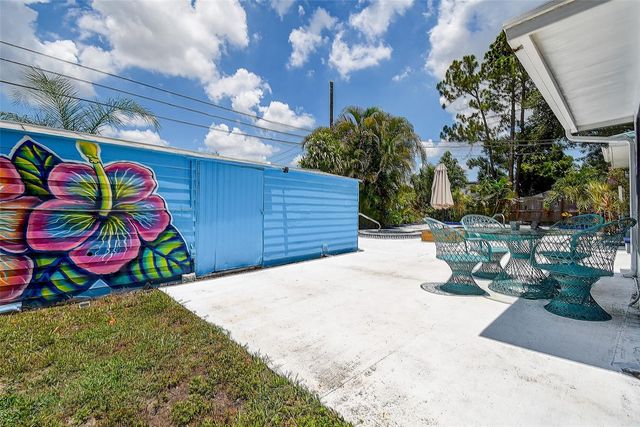 1509 CANTERBURY ROAD N, St Petersburg, FL 33710