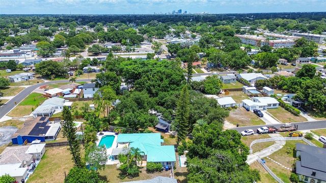 1509 CANTERBURY ROAD N, St Petersburg, FL 33710