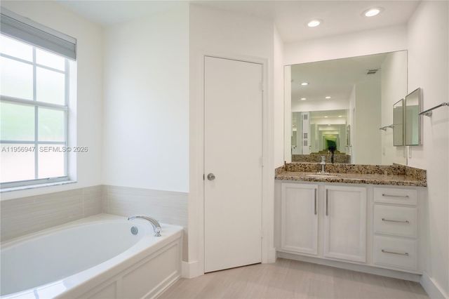 1518 Fenton Dr, Delray Beach, FL 33445