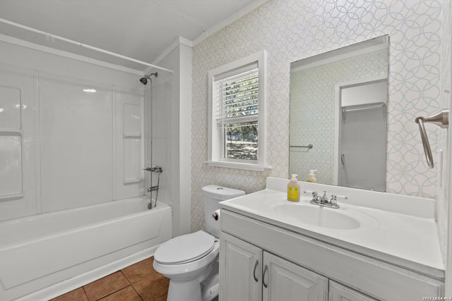 130 SCENIC VIEW DR, Spring Branch, TX 78070