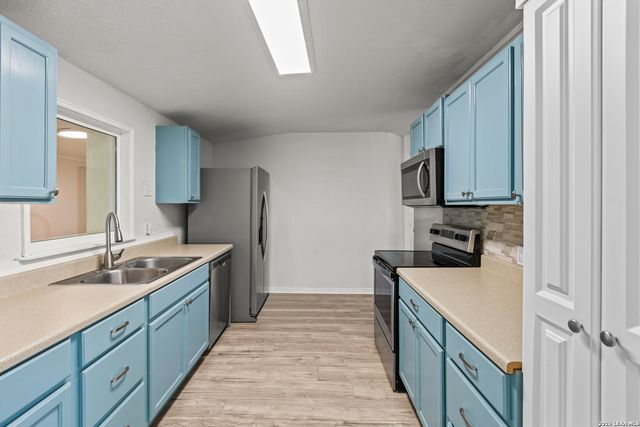 130 SCENIC VIEW DR, Spring Branch, TX 78070