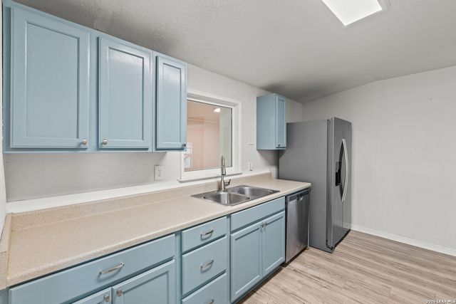 130 SCENIC VIEW DR, Spring Branch, TX 78070