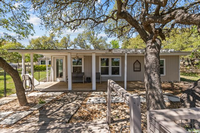 130 SCENIC VIEW DR, Spring Branch, TX 78070