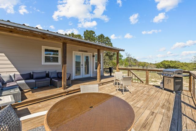 130 SCENIC VIEW DR, Spring Branch, TX 78070