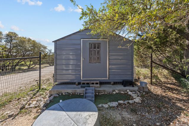 130 SCENIC VIEW DR, Spring Branch, TX 78070