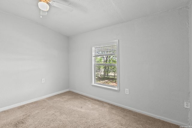 130 SCENIC VIEW DR, Spring Branch, TX 78070