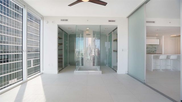1040 W Biscayne Boulevard 1206, Miami, FL 33132