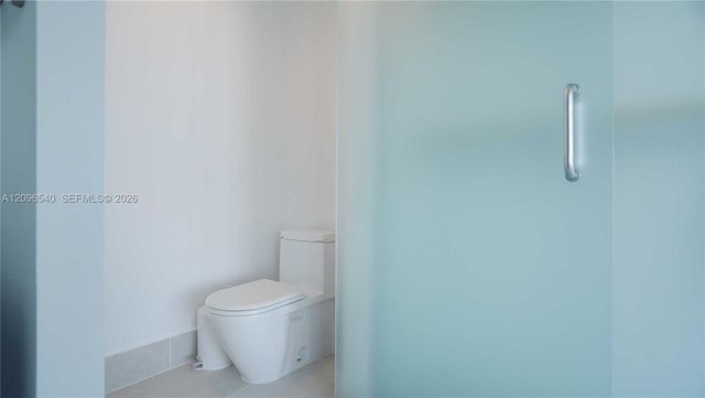 1040 W Biscayne Boulevard 1206, Miami, FL 33132